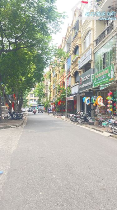 Cần Bán Gấp Nhà Phân Lô - KĐT Bắc Linh Đàm 80/85M - 5T Thang Máy, Vỉa Hè ô Tô Tránh 27,8