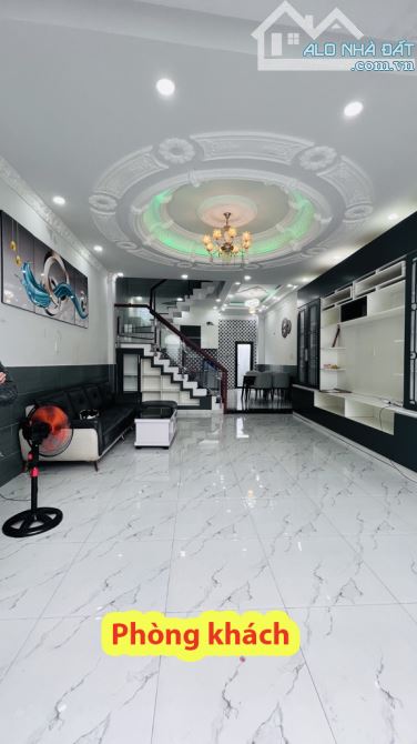 Bán Nhà 2 Tầng Huỳnh Tấn Phát Q7 – DTSD 110m² – SHR, Giá Tốt