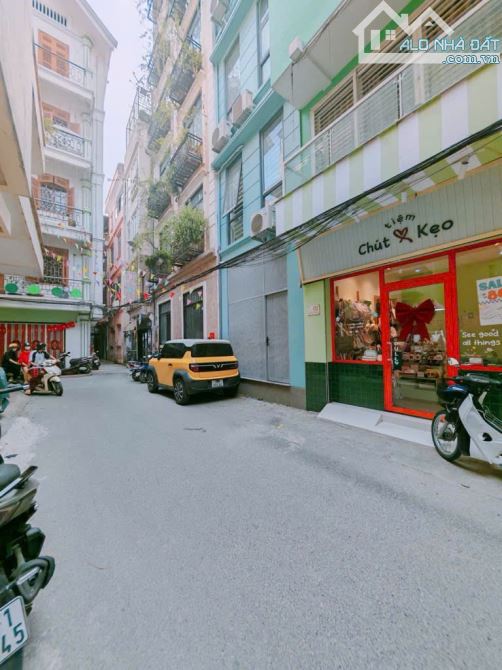 BÁN NHÀ ĐẸP -TẠ QUANG BỬU - NGÕ Ô TÔ TRÁNH - 2 MẶT TIỀN - GÓC 3 THOÁNG