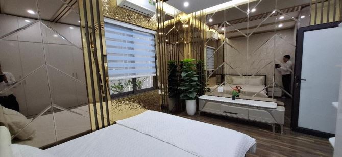 Hiếm! Bán Nhà Nguyễn Chí Thanh Đống Đa-Phân lô Bàn Cờ-Ôtô Tránh-45M2-5 Tầng-Mt4.1m-18.6 Tỷ