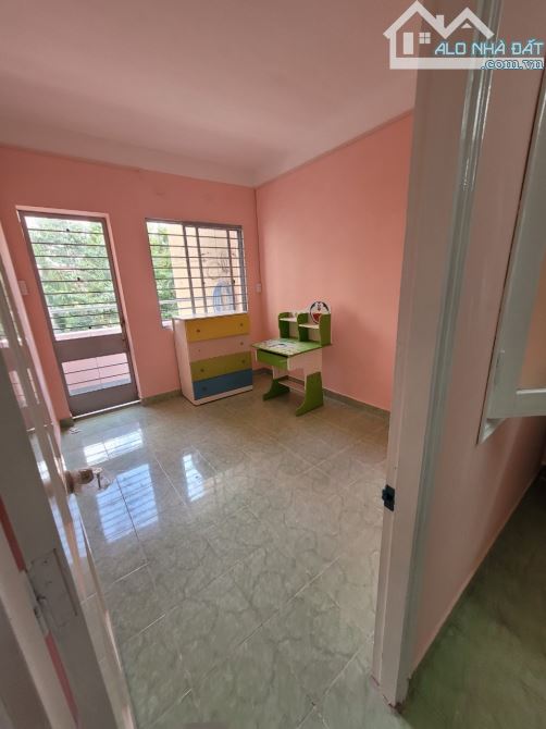 Cần cho thuê chung cư Bàu Cát 2 Thang bộ tầng thấp , diện tích 54m 2PN giá 7,5 triệu