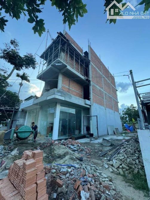 🏆Bán nhà 4 Tầng phần thô  đường Võ Văn Đồng, dt100m2 Gía 7.1 tỷ tl sập hầm