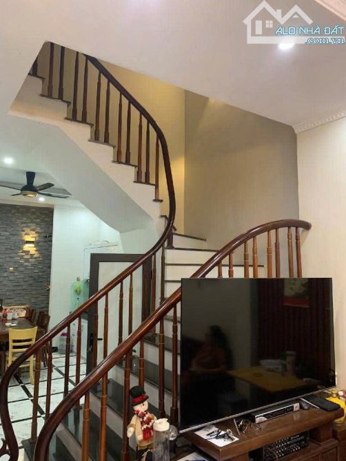 NHÀ 5 TẦNG - Ở NGAY - SỔ ĐỎ RIÊNG - VĨNH QUỲNH - GIÁ TỐT 4.3 TỶ
