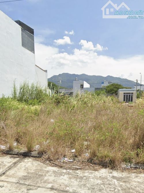 Bán lô đất 100m2 sổ hồng full thổ cư nhánh sông TĐC Hòn Rớ 2 đối diện Sun Group - 3