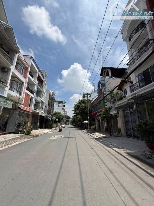 Bán nhà mặt tiền Phường 15 Tân Bình, Gần Phan Huy Ích, 5x18m, 4 tầng, 11.x tỷ
