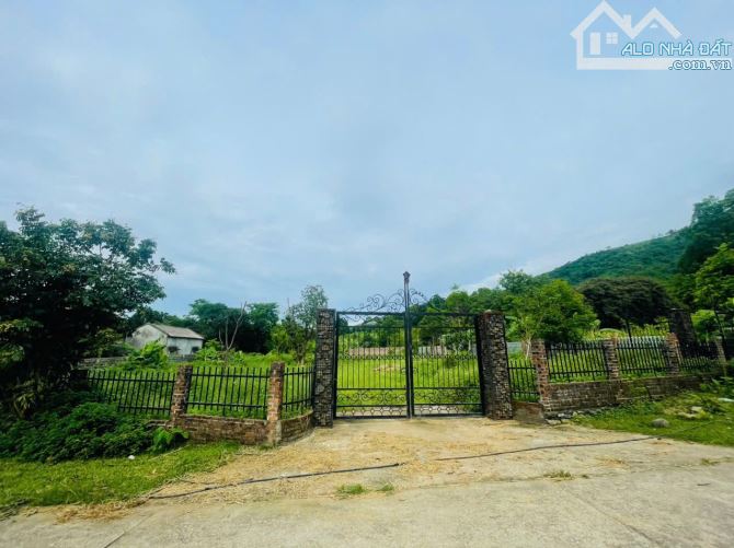 Bán đất Lương Sơn, Hoà Bình 1557m2 siêu đẹp giá đầu tư