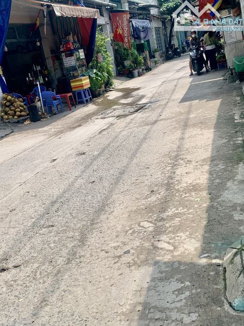 Cần bán Đất+Nhà cấp 4-Giá tốt và cho nhà đầu tư-Hồ Học Lãm-Bình Tân-Tp HCM