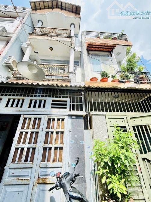 HÀNG HIẾM – CẶP NHÀ PHỐ 2 CĂN LIỀN KỀ – 50 M RA MT LÊ VĂN KHƯƠNG DIỆN TÍCH 130M2 GIÁ 5,7 T