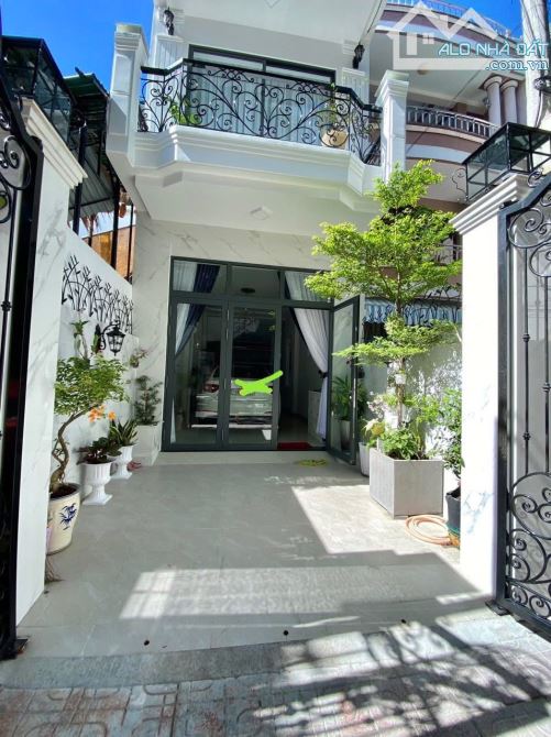 Bán nhà đẹp 3 tầng đường trịnh phong dt91m full nội thất đẹp giá 14.3 tỷ