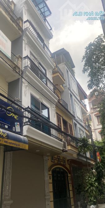 Bán Nhà Riêng tại Lĩnh Nam, 17,6 tỷ, 71m2, 6 tầng, mới xây thang máy, 7PN, giá tốt!