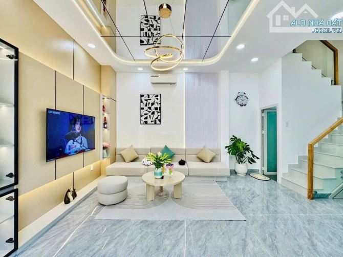 Bán căn nhà cho thuê 12tr/ tháng ngay Nguyễn Văn Khối, Gò Vấp. Giá: 2 tỷ 430tr/ 76m2,riêng