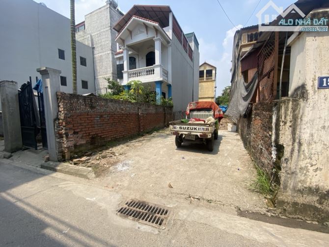 Ô Tô Tránh-Kinh Doanh-Sát QL5A,KĐT Đặng Xá.Bán Đất Trâu Quỳ,DT 113m,Giá 10.8 Tỷ.