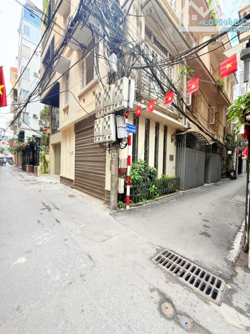 Bán nhà Phố Lạc Long Quân ôtô tránh kinh doanh tốt 4 tầng mt 4m