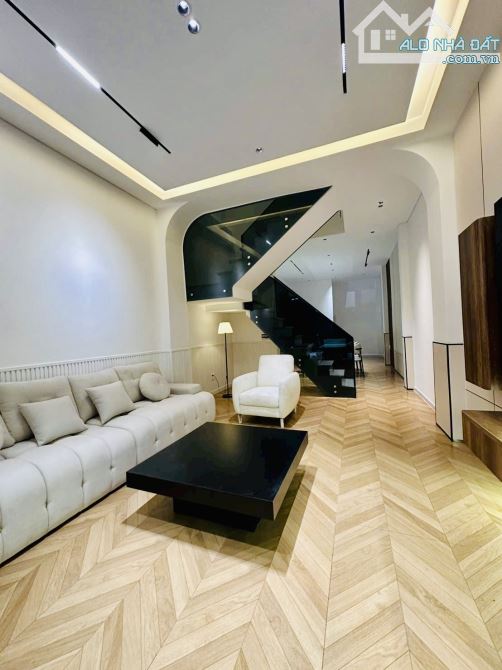 Bán nhà đẹp 60m2, hẻm xe hơi, Phan Huy Ích - Trường Chinh, Tân Bình, 4 tầng, chỉ 8 tỷ xíu