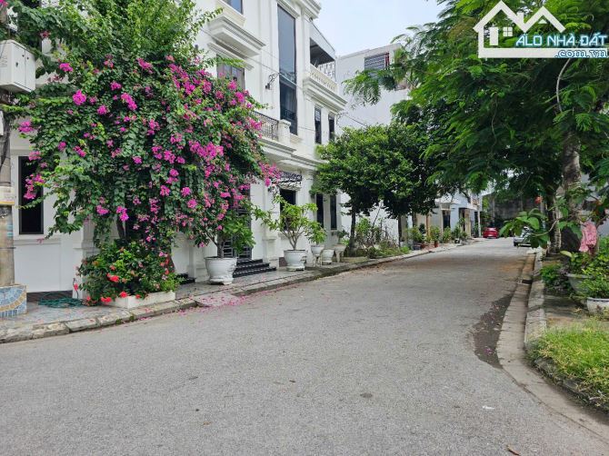 SIÊU PHẨM LÔ GÓC 2 MẶT TIỀN– KHU TĐC HỒ ĐÁ, SỞ DẦU– HỒNG BÀNG– HẢI PHÒNG CHỈ 6X TR/M2