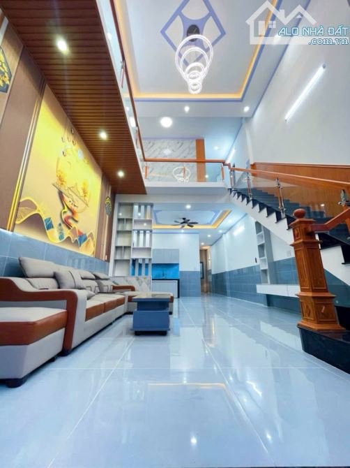 BÁN NHÀ MẶT TIỀN KINH DOANH FULL THỔ CƯ