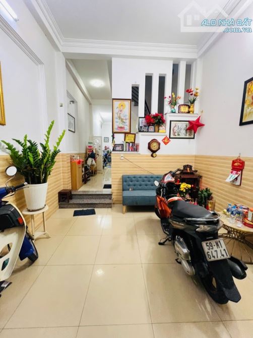 Tân Phú, Lý Thánh Tông - 51m2 (4x13) - 3 Tầng BTCT - Giáp Q11,Q6 - Chỉ 4,9T (TL)