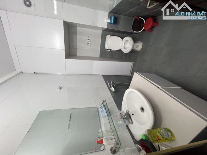 Bán nhà phố miếu đầm mễ trì thượng vỉa hè rộng