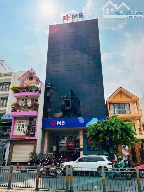 Bán toà nhà VIP hầm 9 tầng mặt tiền đường Phan Xích Long - 9.5x27M - HDT 350tr/th - 95 tỷ