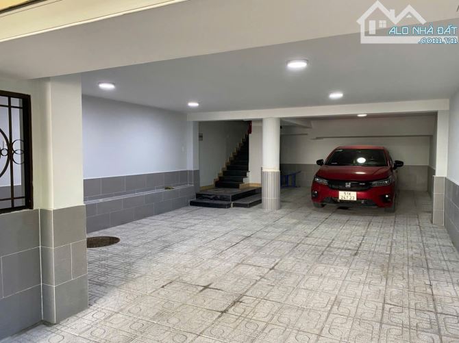 Bán gấp nhà đường Tô Hiến Thành DT 6,5 x25m Hầm 4 Tầng nhà mới, vuông vức giá 29 tỷ