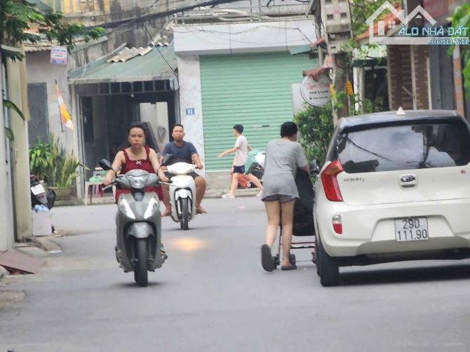 MẶT PHỐ mênh mông, 84M – 4M TIỀN – Nhỉnh 10 tỷ, Gần KĐT Đặng Xá, Kinh doanh thuận tiện