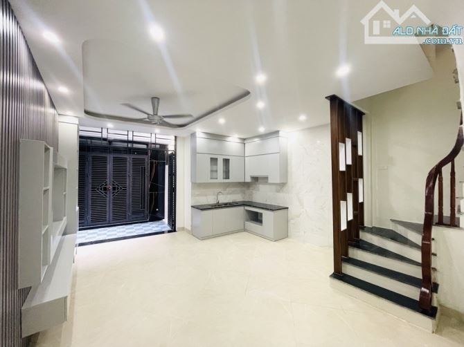 BÁN NHÀ NGỌC TRỤC_NHÀ MỚI_VỊ TRÍ ĐẸP HIẾM_MẶT NGÕ RỘNG THOÁNG_33m2_6 TỶ