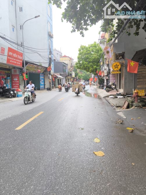 Xây Mới-Đại Mỗ - Nam Từ Liêm- lô góc-40m×5 Tầng Thang Máy- Full Nội Thất - 20m Ra Phố