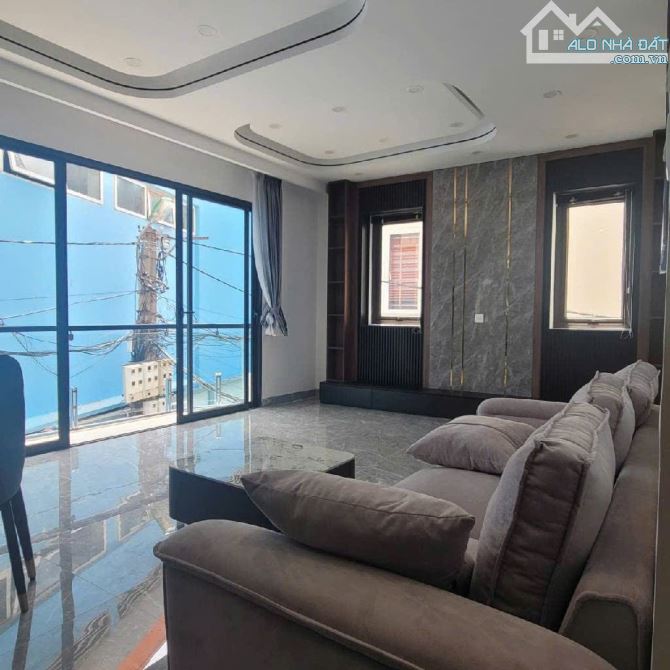 BÁN NHÀ SÀI ĐỒNG – NGUYỄN VĂN LINH LONG BIÊN – 36M² – 5 TẦNG – GARA Ô TÔ – 7,65 TỶ