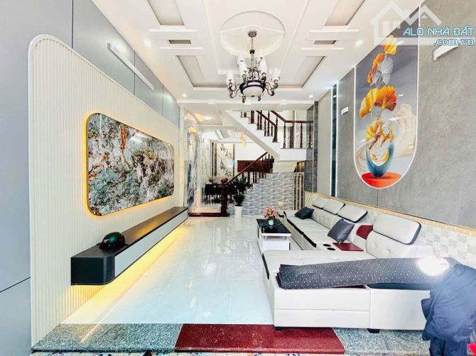 SIÊU PHẨM 3 TẦNG 54M2 ĐẸP LUNG LINH. HXH 6M LÂM THỊ HỐ. VỊ TRÍ ĐẮC ĐỊA VÀI BƯỚC CHÂN RA