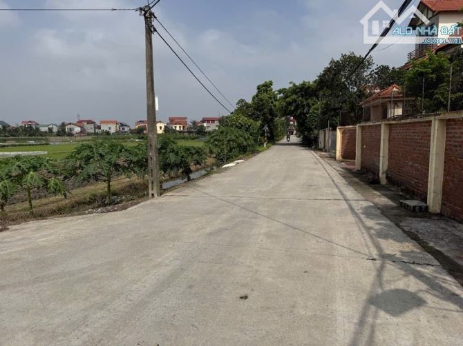 BÁN ĐẤT THUẬN THÀNH, BẮC NINH. 75M2 * MT 4,3M * 1,85 TỶ. Ô TÔ THÔNG, VÀO ĐÂT.