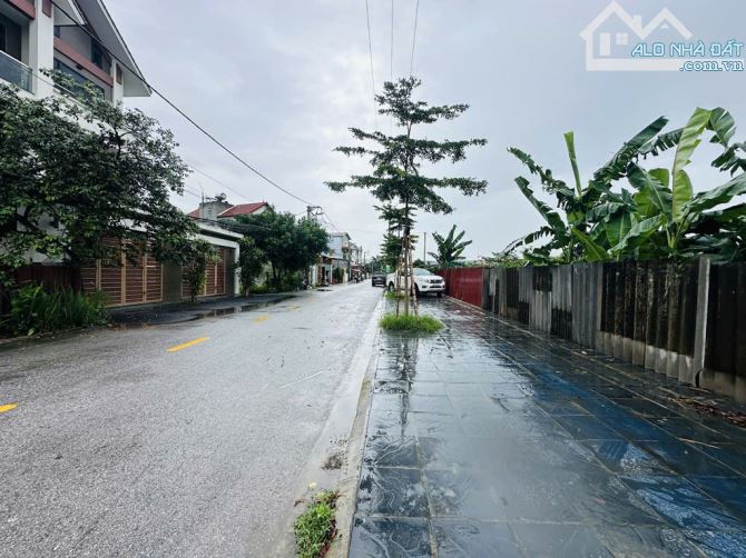 Đa Tốn, MẶT NGÕ TO, Vỉa hè, 3 ô tô tránh, 114M – Nhỉnh 12 tỷ, Gần Safari, KD Đỉnh