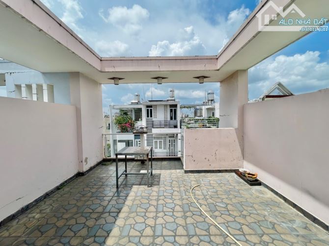 Huỳnh Văn Nghệ - Gò Vấp - 68m2 - 4 Tầng - 4PN - 6.9 tỷ - Hẻm 6m - Hoàn công - SHR