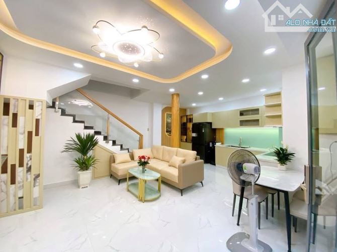 TÂN BÌNH - CHDV 42M2 4TẦNG – HẺM XE HƠI – LÊ VĂN SỸ - NHỈNH 8 TỶ