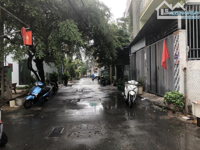 Bán lô đất mặt tiền đường Phước Trường 16 nối dài gần tòa tháp đôi Vương Thừa Vũ của Sun
