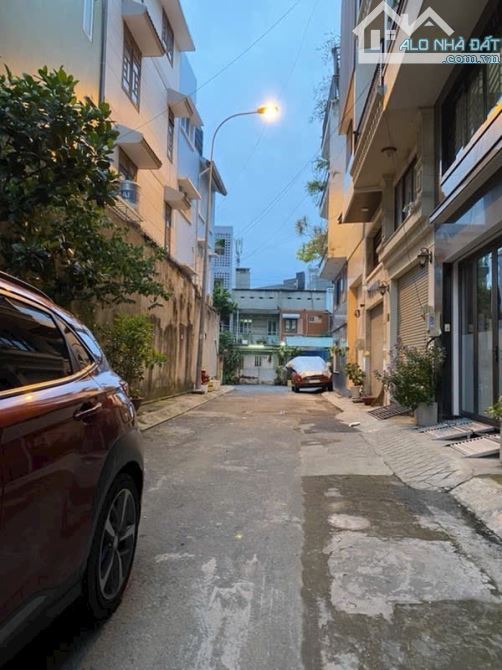 NGUYỄN VĂN ĐẬU - BÌNH THẠNH, 46M2, 4.2 Dài 11, 5 TẦNG BTCT , HẺM XE TẢI, GIÁ 9T5