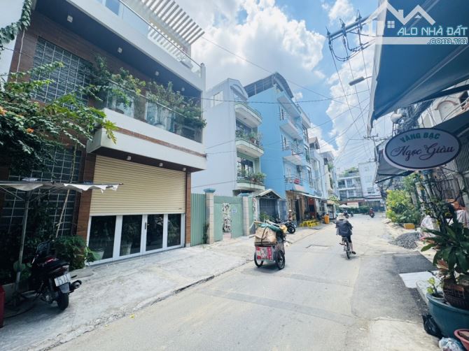 Siêu VIP, Dương Bá Trạc, Quận 8, Đường nhựa 8m, 6x12m, chỉ 15.x tỷ