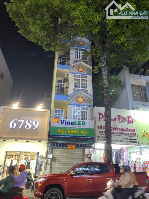 Siêu Hiếm: Nhà 5 Tầng Hai Bà Trưng, Trung Tâm Quận 1. Giá Chỉ 17.5 Tỷ