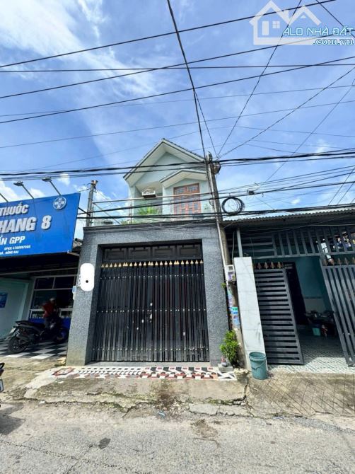 Bán căn nhà 1 lầu 1 trệt mặt tiền kinh doanh đường ngay 2 con rồng Bửu Long