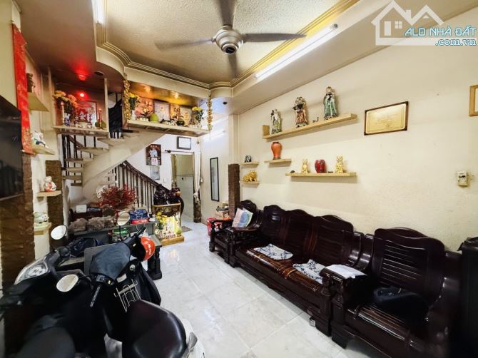 BÁN NHÀ HẺM XÓM ĐẤT, QUẬN 11, 39M2