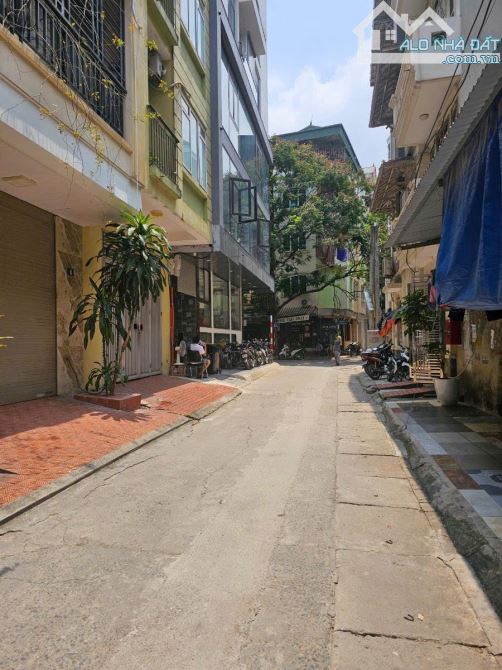 HÀNG HIẾM PHẠM THẬN DUẬT CẦU GIẤY 60m MT 4.5m 4 TẦNG LÔ GÓC 3 MẶT TIỀN Ô TÔ TRÁNH 20 TỶ