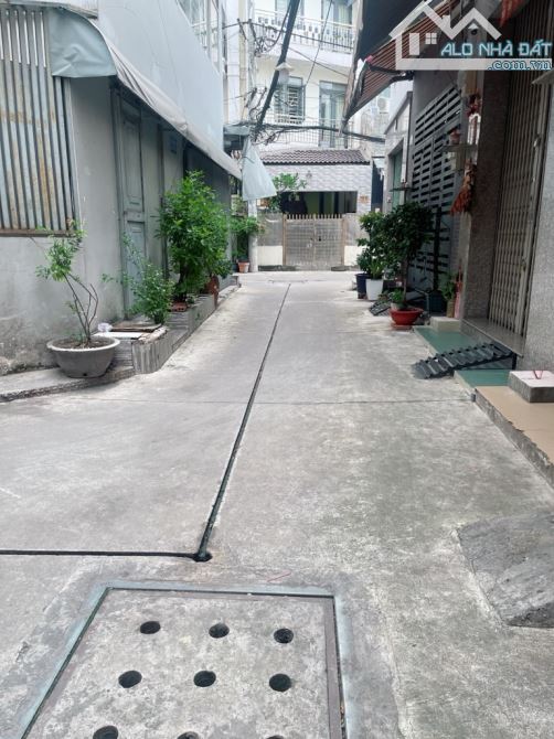 BÁN NHÀ HẺM LÊ THỊ BẠCH CÁT, QUẬN 11, 43M2