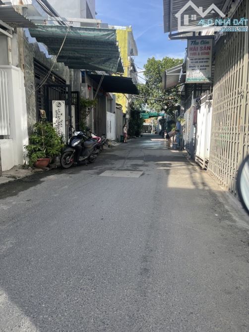 🏡 BÁN NHÀ CẤP 4 + GÁC LỬNG – KIỆT Ô TÔ NGUYỄN PHAN VINH, GẦN BIỂN – GẦN CHỢ 🏡  📐 113m²