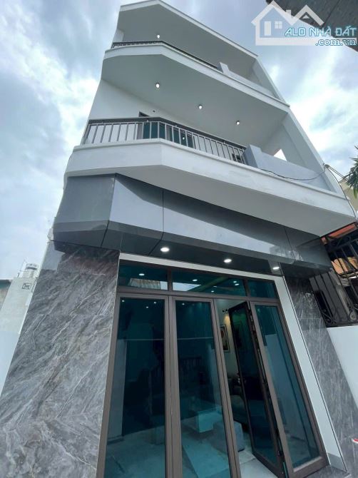 Bán căn nhà góc 3 tầng ngõ phố Lam Sơn, ph Ngọc Châu, TP HD, 45m2, 3 ngủ, 2 vs, 2.5 tỷ