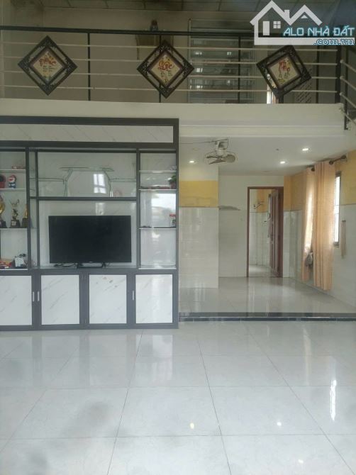 📌📌📌LÀM VIỆC TRỰC TIẾP GIÁ TỐT !!! Bán nhà gác đúc 2 mặt Kiệt 2 ô tô k245 âu cơ