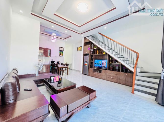 📌📌📌LÀM VIỆC TRỰC TIẾP GIÁ TỐT !!! Bán nhà 2 tầng k428 Tôn Đản.