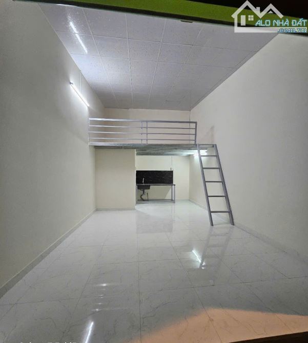 Nhà mặt tiền dạng ki-ốt gần chợ Phan Chu Trinh 40m2 đường Trần Cao Vân