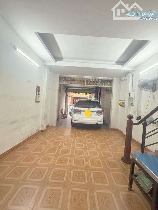 Âu Cơ 60m² ngang 4m nở hậu, HXT, xe ngủ trong nhà – Phường 9, TB – 7.4 Tỷ