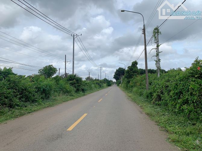 Bán khoảng 3 mẫu (29.672m2) đất xã Láng Lớn, huyện Châu Đức, BRVT.