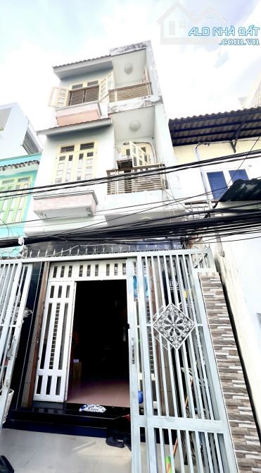 BÁN NHÀ HẺM XE HƠI THÔNG RA HUỲNH TẤN PHÁT – DT 70m² – 3 TẦNG – GIÁ CHỈ 6,3 TỶ