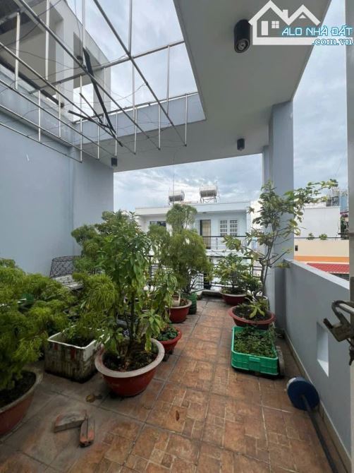 NHÀ ĐẸP SÁT MT 28-P6-GÒ VẤP 52M2 GIÁ CHƯA TỚI 10TỶ - 10